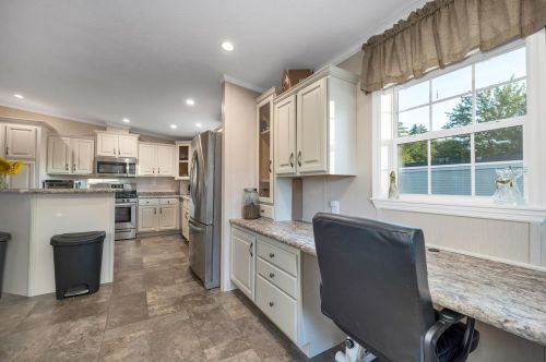 1 Rex Dr, Concord NH 03303-4166 exterior