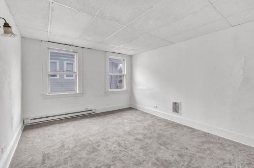 251 Flax Hl Rd, Norwalk CT 06854-2505 exterior