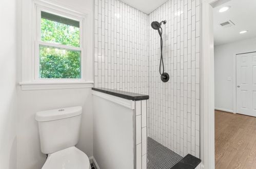 1922 Jacolyn Pl, Atlanta GA  30329-3316 exterior