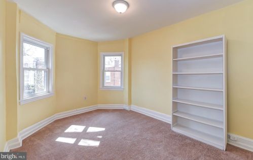 1647 Kramer St, Washington DC  20002-4558 exterior