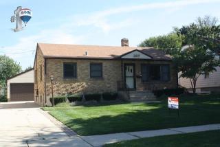 387 Hamilton Ave, Hoffman Estates IL  60123-3468 exterior