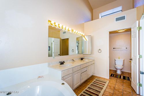 1855 Camino Estelar, Green Valley AZ 85622-5402 exterior