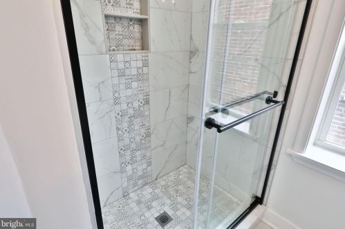 2005 Cleveland St, Philadelphia PA  19121-1501 exterior