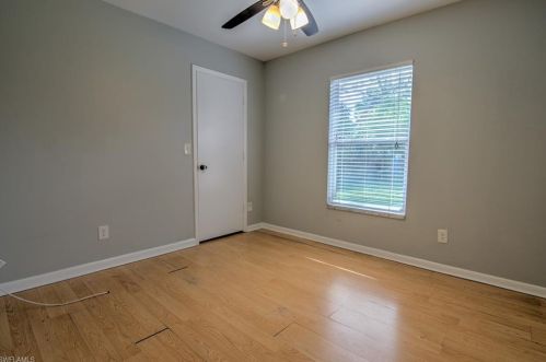 4424 31 Pl, Naples FL 34116-8040 exterior