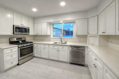 2101 Copper St, Tucson AZ  85719-3213 exterior