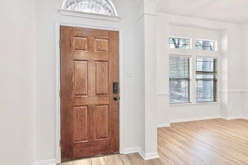 12409 Central Park Dr, Austin TX  78732-2220 exterior