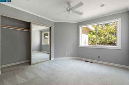 1194 Court Ln, Concord CA 94518-1744 exterior