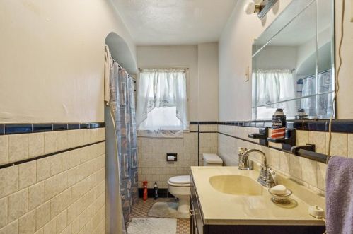 25 Kentland Ave, Providence RI 02904-1904 exterior