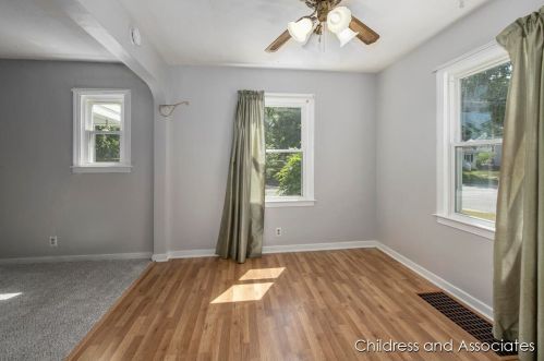 2045 Kalamazoo Ave, Grand Rapids MI 49508-5536 exterior