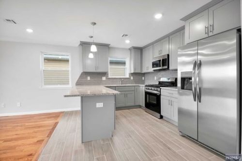 609 Hunterdon St, Newark NJ  07108-1918 exterior