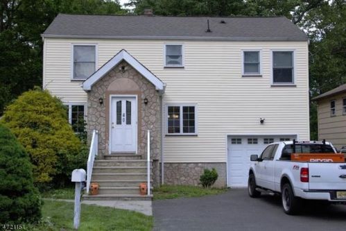 40 Fairfield Ave, Warren NJ  07059-5756 exterior