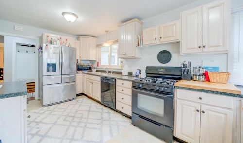 1205 Ml Ave, Meskegon MI 49445-3013 exterior