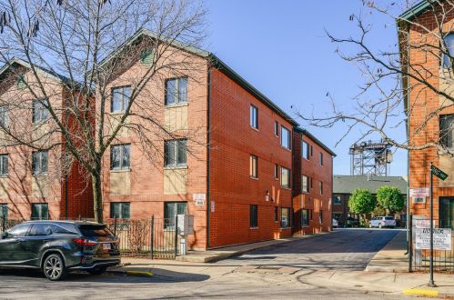 1918 Wells St, Chicago IL  60616-4364 exterior