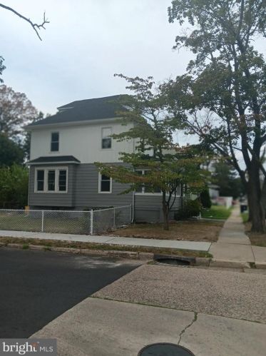 403 42 St, Camden NJ 08110-3003 exterior