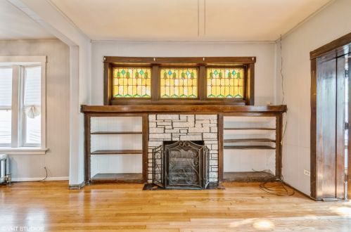 4023 Kilbourn Ave, Chicago IL 60641-1909 exterior