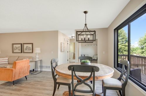 8706 134 St, Saint Paul MN 55124-7232 exterior