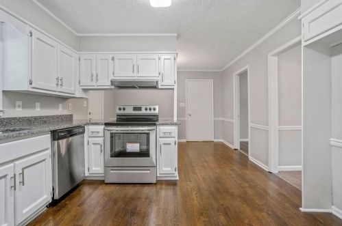 846 Timbervale Ln, Lithonia GA  30058-6012 exterior