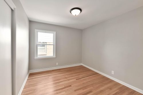 3741 85th St, Milwaukee WI  53222-2823 exterior