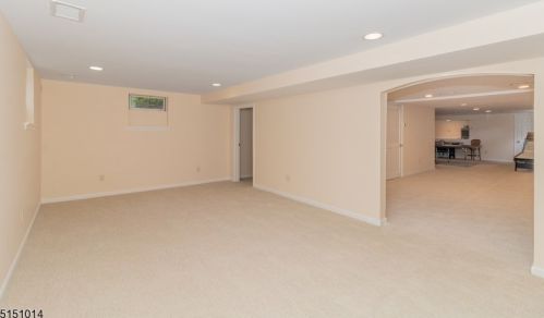 1 Briarcliffe Dr, Scotch Plains NJ 07076-2314 exterior