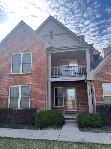 28781 Berwick Ct, New Baltimore, MI 48047-5423