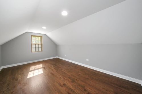 5548 Kilbourn Ave, Chicago IL  60629-4808 exterior