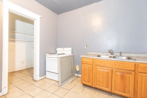 6203 Hermitage Ave, Chicago IL 60660-1103 exterior