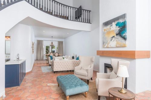 4551 52nd Pl, Phoenix, AZ 85018-3024