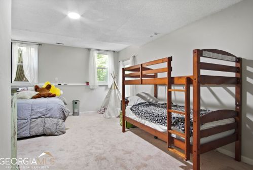 611 Belgrave Ln, Tucker GA  30084-2077 exterior