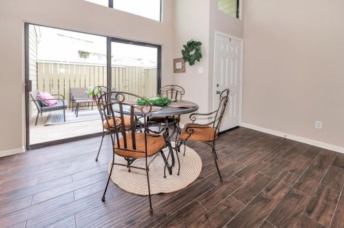 17 April Pt Dr, Montgomery TX 77356-8873 exterior