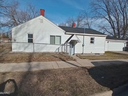 848 Bryant St, Wyoming MI exterior