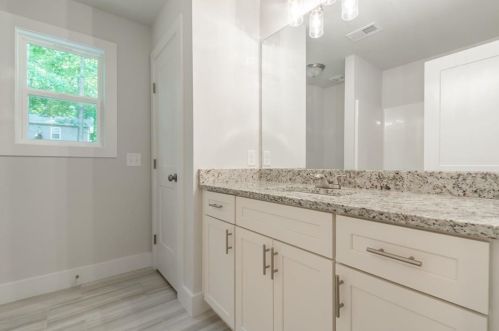 6840 Sawnee Ter, Gainesville GA 30506-0060 exterior