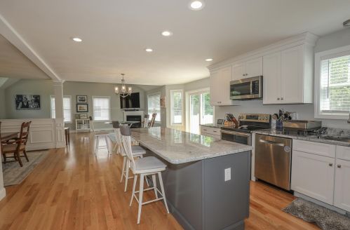 62 Hoit Rd, Concord NH  03301-1804 exterior