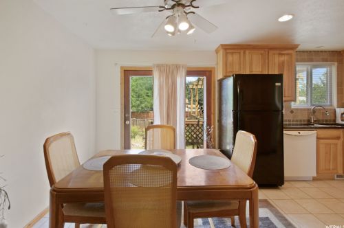 9173 Laura Anne Way, Sandy UT 84070 exterior