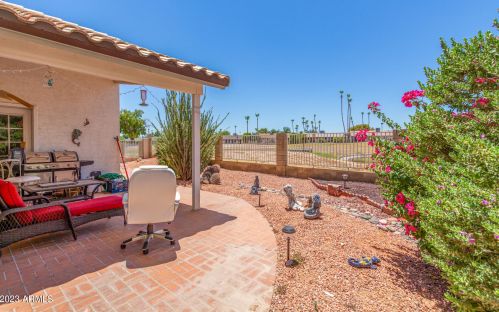 11840 44th St, Phoenix AZ  85044-2424 exterior