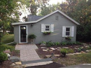 5906 Clarewood Ct, Madison, WI 53562-1911