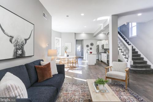 30 Race Ave, Lancaster PA 17603-3149 exterior