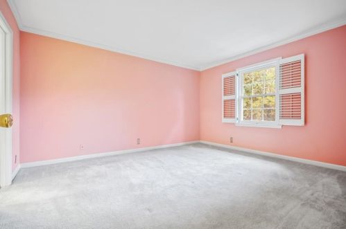 1673 Executive Park Ln, Atlanta GA 30329-3132 exterior