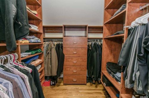 1541 1 St, Babylon NY 11704-5059 exterior