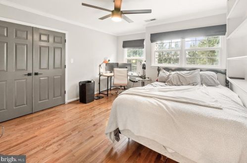 7327 Coventry Dr, Middletown MD 21769-6636 exterior