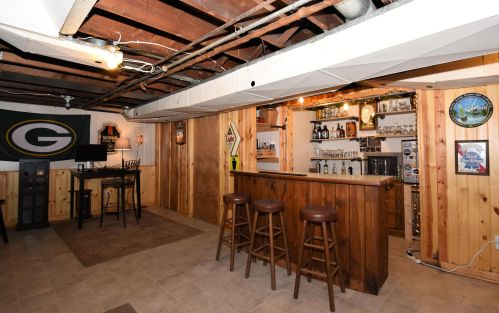 2353 56, Milwaukee WI 53210-2231 exterior