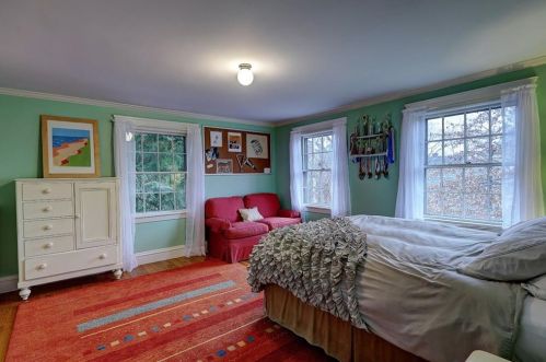 166 Arlington Ave, Providence RI 02906-2331 exterior