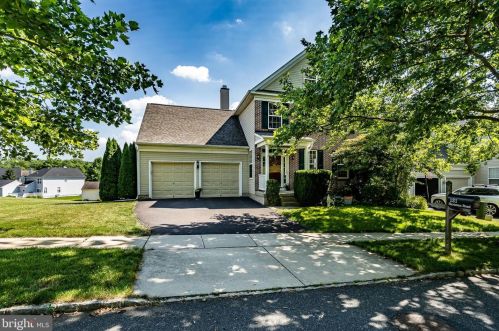 131 Hartman Rd, Pottstown, PA 19465-7573