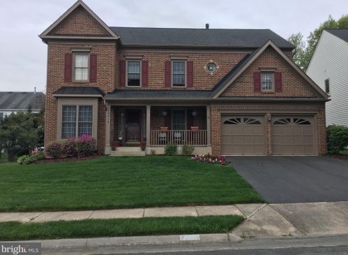 10614 Maplecrest Ln, Rockville MD  20854-6339 exterior