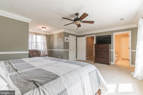 2937 Queensberry Dr, Huntingtown MD 20639-2304 exterior