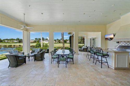 1437 Nighthawk Pt, Naples FL 34105-2789 exterior