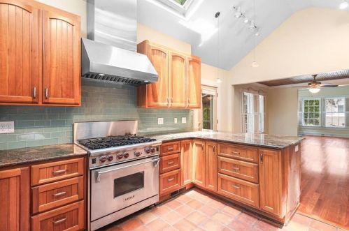 1827 Marlbrook Dr, Atlanta GA 30307-1768 exterior