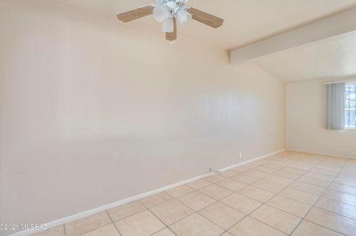 5209 25 St, Tucson AZ 85711-5912 exterior