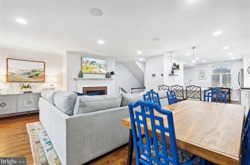 1715 Belle Haven Rd, Alexandria VA  22307-1223 exterior