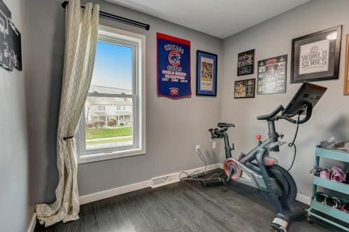 3955 Maple Grove Dr, Madison WI  53719-1842 exterior