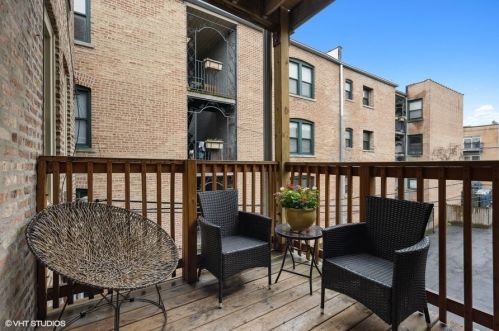 6608 Kenwood Ave, Chicago IL 60637-4431 exterior